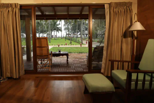 Sea View Room - вид на террасу из номера