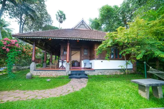 Kerala Deluxe Suite 