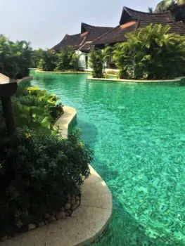 Meandering Pool Villa - вид снаружи
